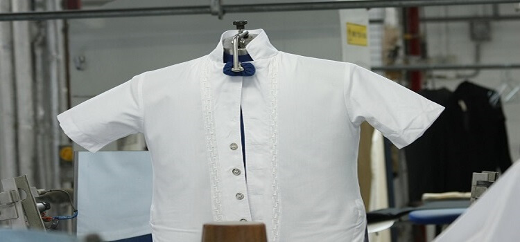 The Basics of Dress Shirt Hangers